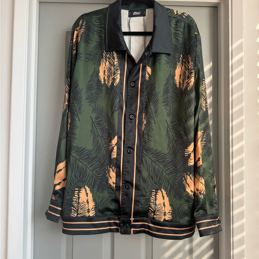 Tier Tropical Print Button-Up Shirt